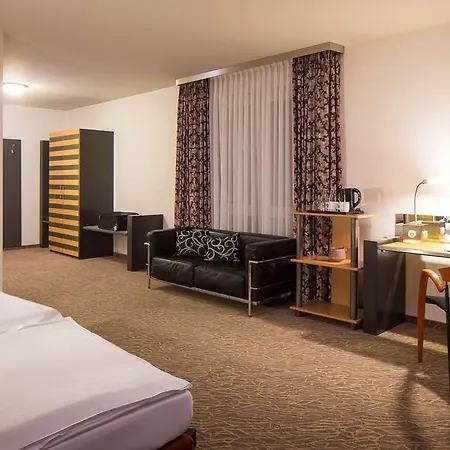 Lindner Frankfurt Hochst Hotel *