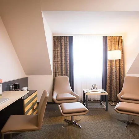 Lindner Frankfurt Hochst