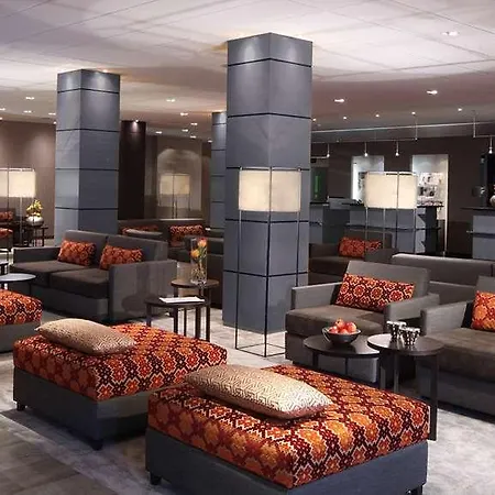 Lindner Frankfurt Hochst ホテル フランクフルト