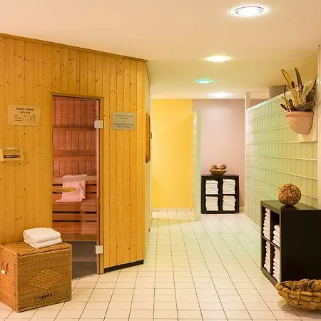 Lindner Frankfurt Hochst * פרנקפורט