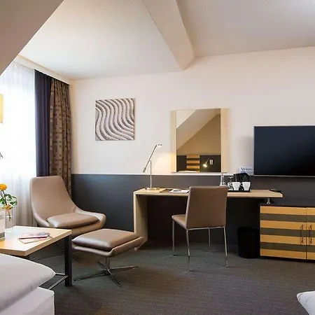 Lindner Frankfurt Hochst *