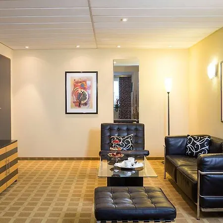 Lindner Frankfurt Hochst * フランクフルト