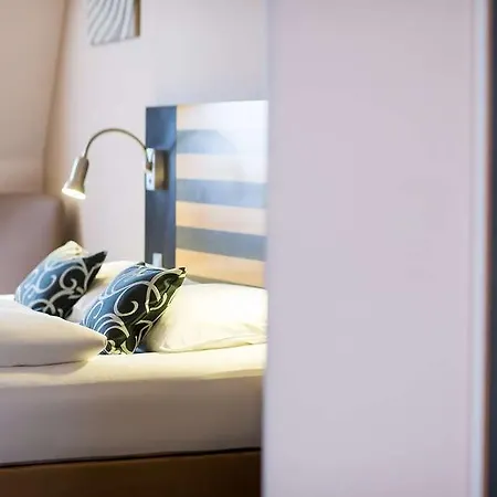 Lindner Frankfurt Hochst ホテル フランクフルト