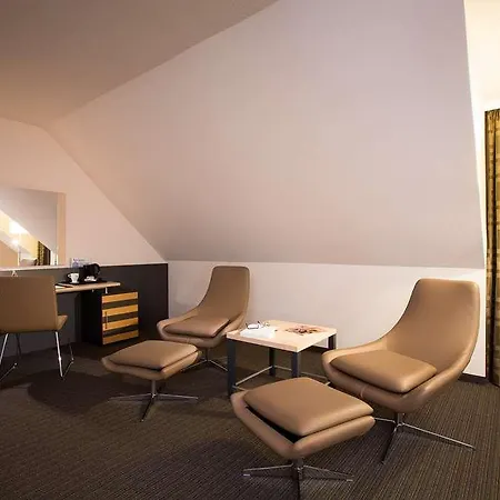 ホテル Lindner Frankfurt Hochst フランクフルト