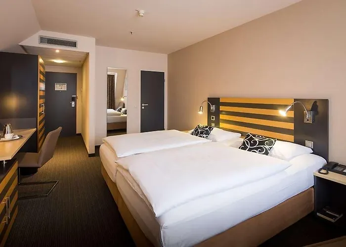 Lindner Frankfurt Hochst *