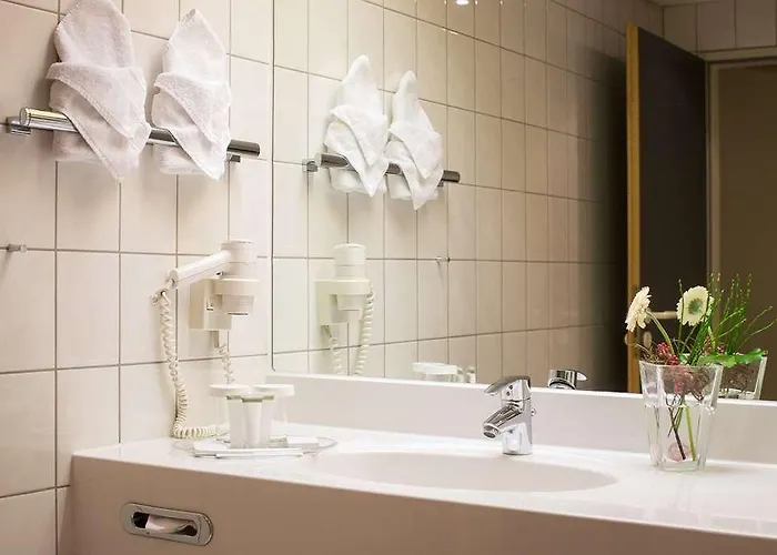 Lindner Frankfurt Hochst * Fráncfort del Meno