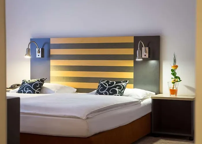 Lindner Frankfurt Hochst * Fráncfort del Meno